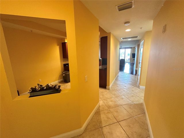 611 RIVIERA DUNES WAY 102, Palmetto, FL 34221