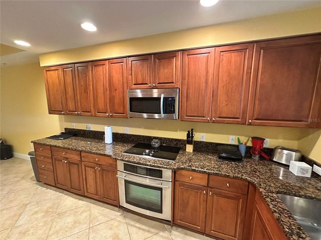 611 RIVIERA DUNES WAY 102, Palmetto, FL 34221