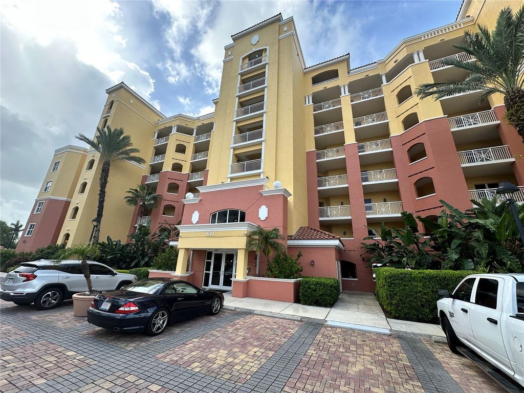 611 RIVIERA DUNES WAY 102, Palmetto, FL 34221