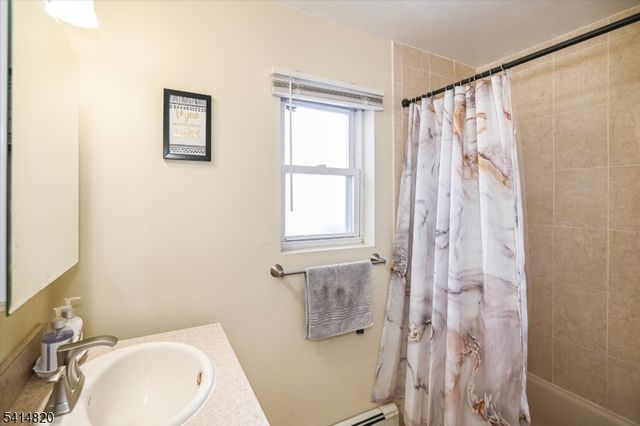 68 Knox Ter 1B, Wayne Twp., NJ 07470