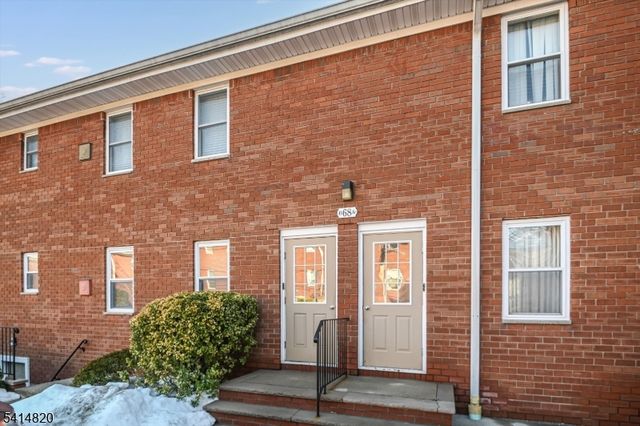 68 Knox Ter 1B, Wayne Twp., NJ 07470