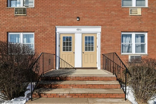 68 Knox Ter 1B, Wayne Twp., NJ 07470