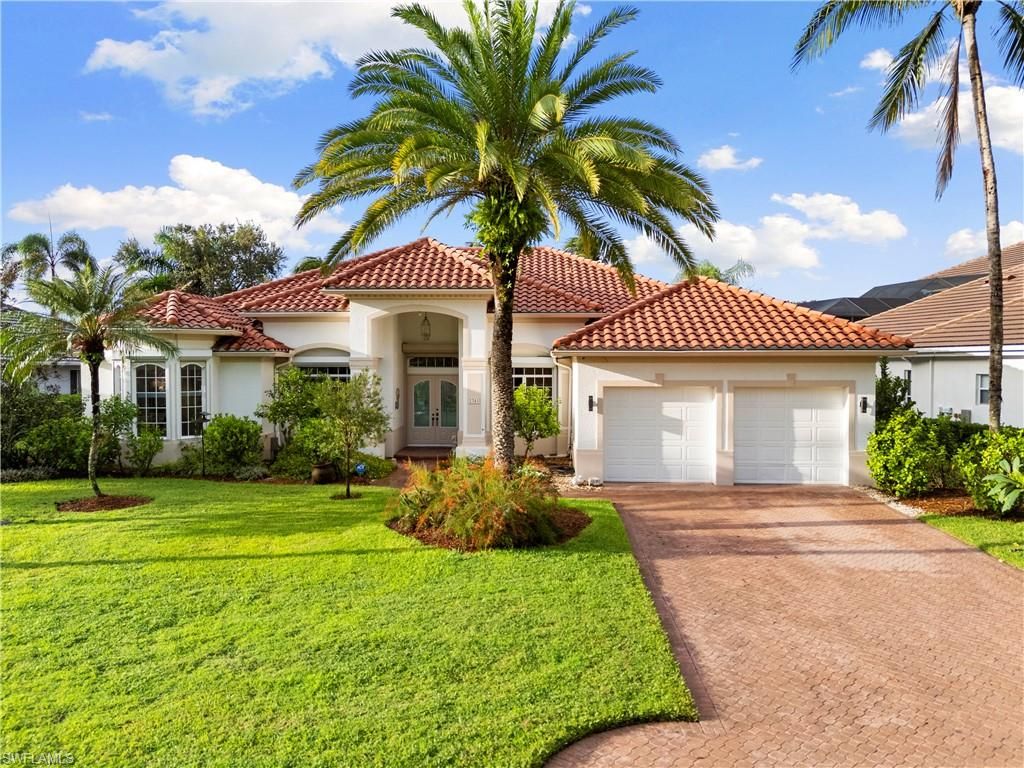 2341 Cheshire LN, Naples, FL 34109
