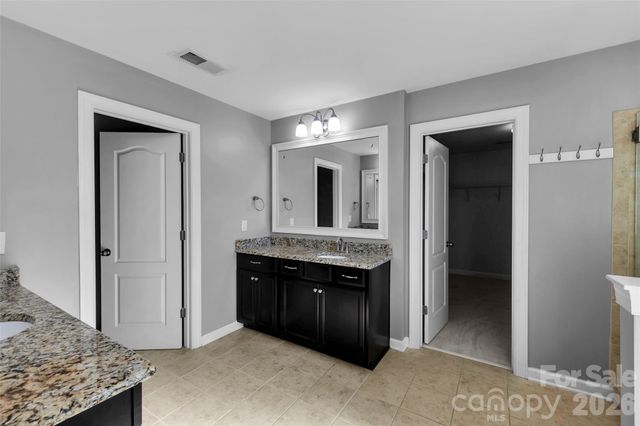 2507 Hamlet Court, Matthews, NC 28105