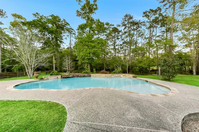 26898 Vista Meadow Court, Huffman, TX 77336