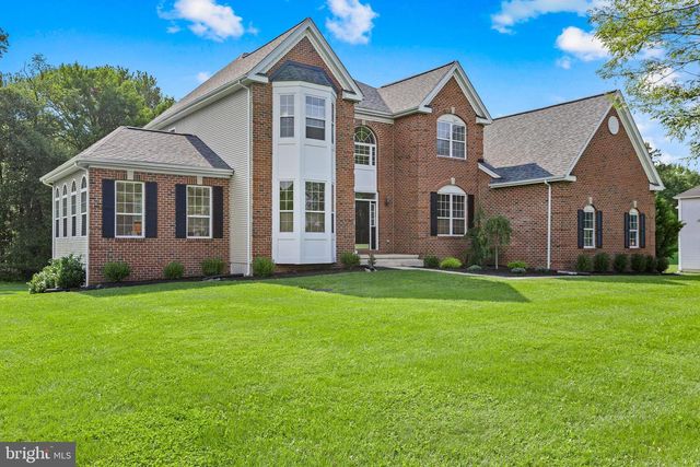 39 CLIFFWOOD DRIVE, Allentown, NJ 08501