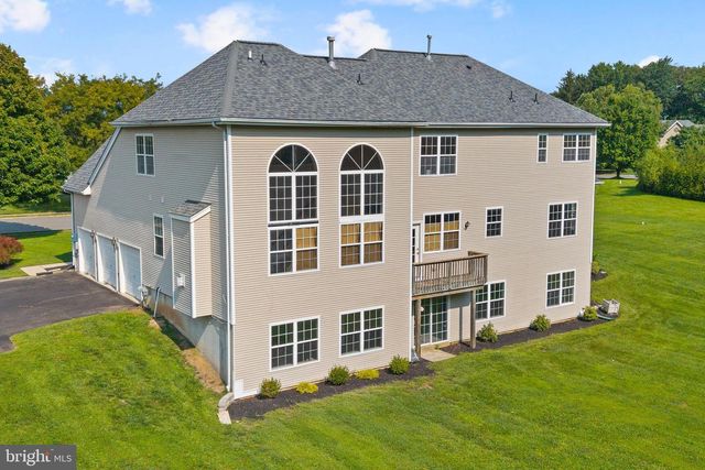39 CLIFFWOOD DRIVE, Allentown, NJ 08501