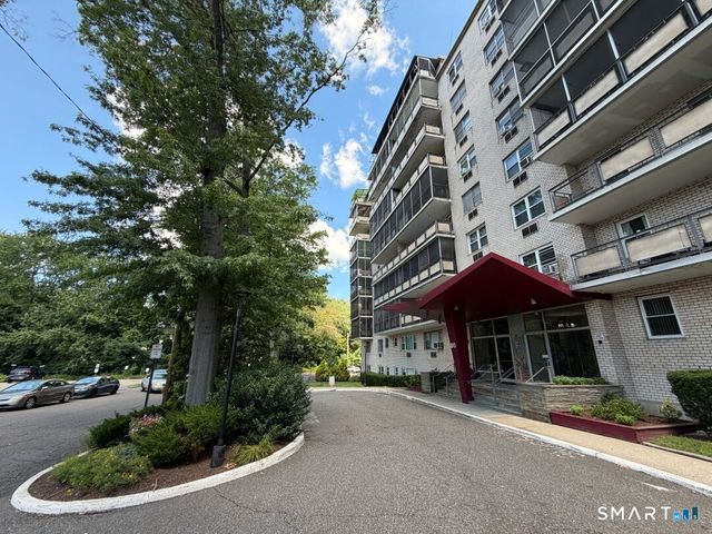 80 Cartright Street 1J, Bridgeport, CT 06604