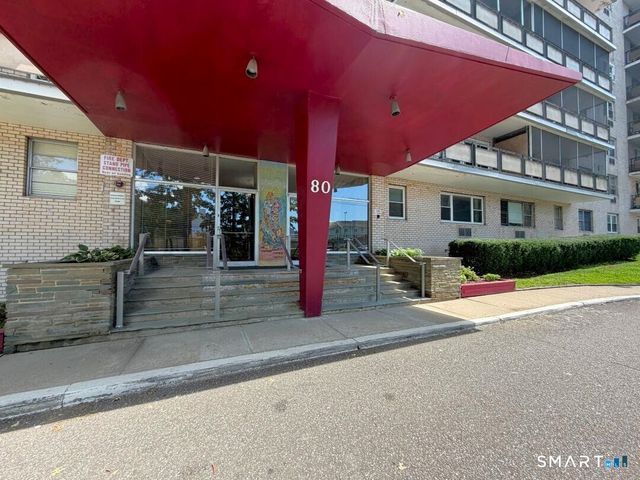 80 Cartright Street 1J, Bridgeport, CT 06604