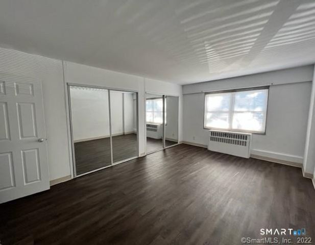 80 Cartright Street 1J, Bridgeport, CT 06604