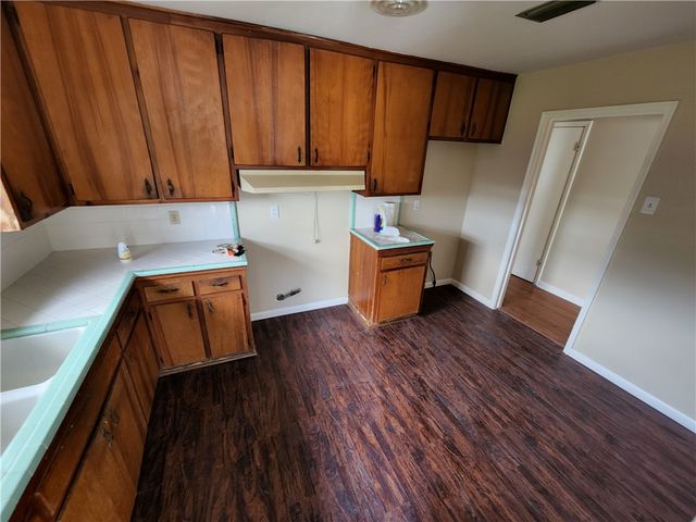 4018 San Fernando Pl, Corpus Christi, TX 78411