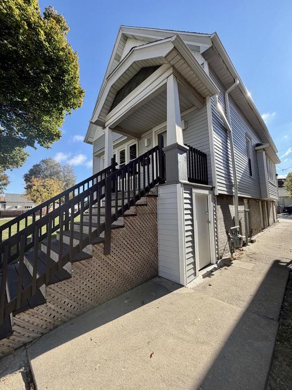 1813 W Burnham STREET #1815, Milwaukee, WI 53204