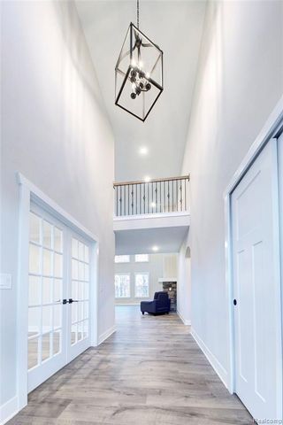 626 Round Rock, Howell, MI 48843