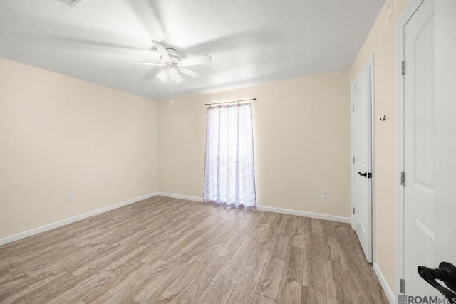 5462 Fairway Dr, Zachary, LA 70791