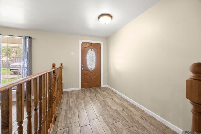 5462 Fairway Dr, Zachary, LA 70791