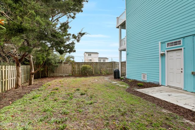 7502 9th Avenue, N Topsail Beach, NC 28460