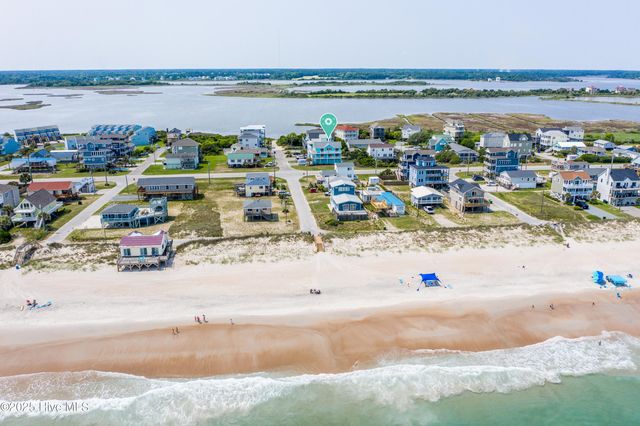 7502 9th Avenue, N Topsail Beach, NC 28460
