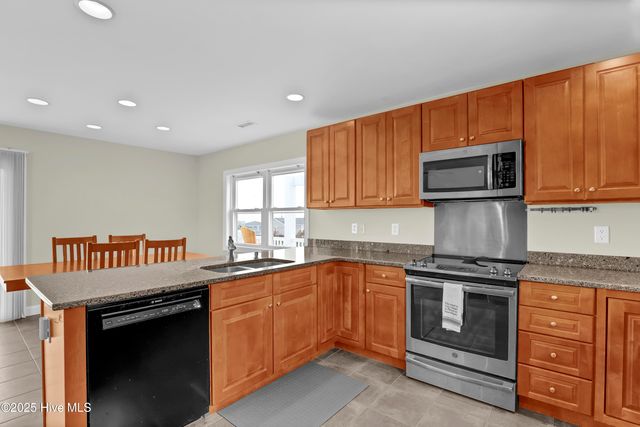 7502 9th Avenue, N Topsail Beach, NC 28460