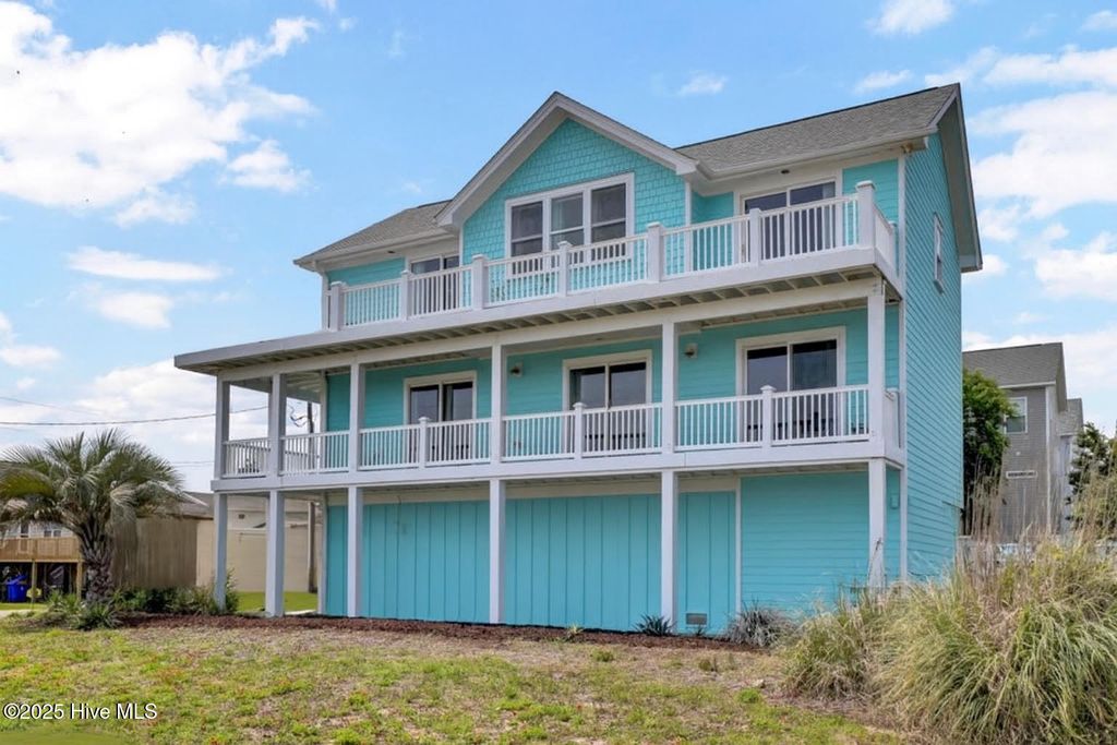 7502 9th Avenue, N Topsail Beach, NC 28460