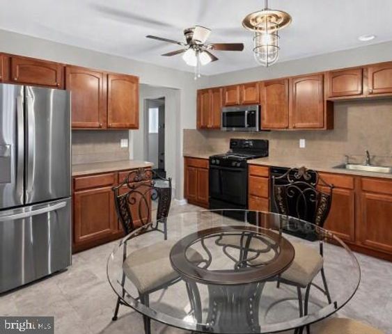 53 NORMANS FORD DRIVE, Sicklerville, NJ 08081