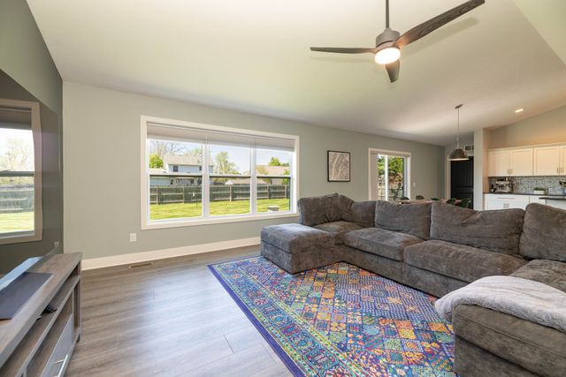 7438 Jamaica Lane, Portage City, MI 49002