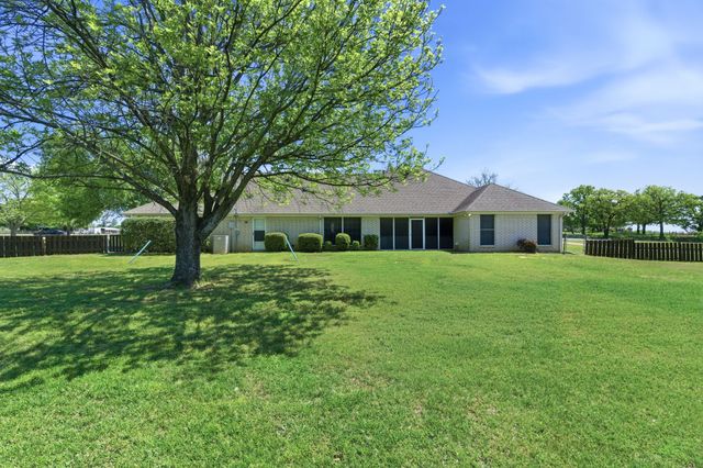 3416 Old Dennis Road, Weatherford, TX 76087