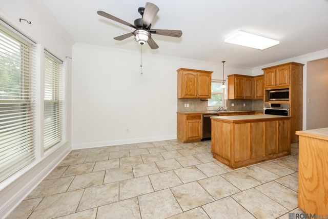 18249 Shadow Creek Ave, Baton Rouge, LA 70816