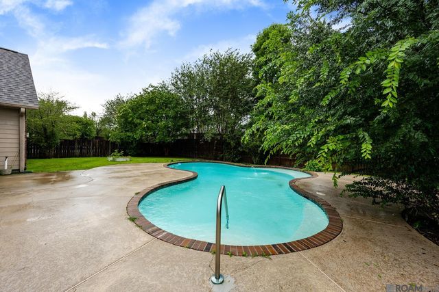 18249 Shadow Creek Ave, Baton Rouge, LA 70816
