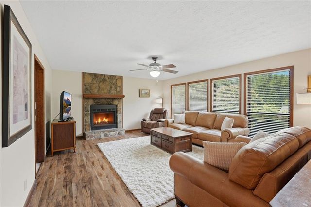 2416 Broward Drive NE, Marietta, GA 30066