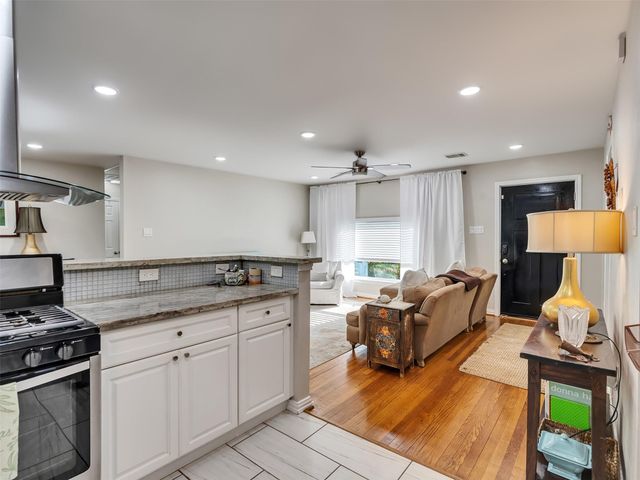 10309 Chesterfield Drive, Houston, TX 77051