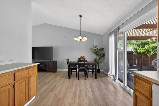 7823 Delaney Dr, Antelope, CA 95843