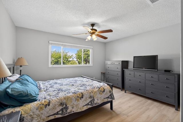 7823 Delaney Dr, Antelope, CA 95843