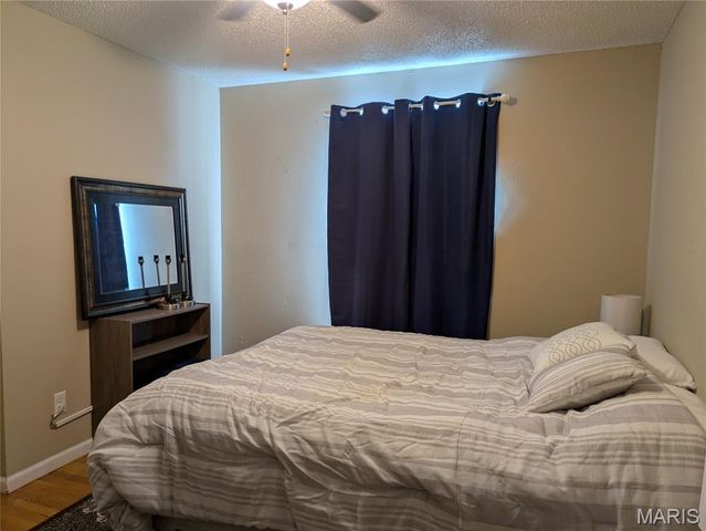 1208 Colby Drive, St Peters, MO 63376