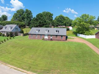 45 Jemma Dr, Lexington, TN 38351