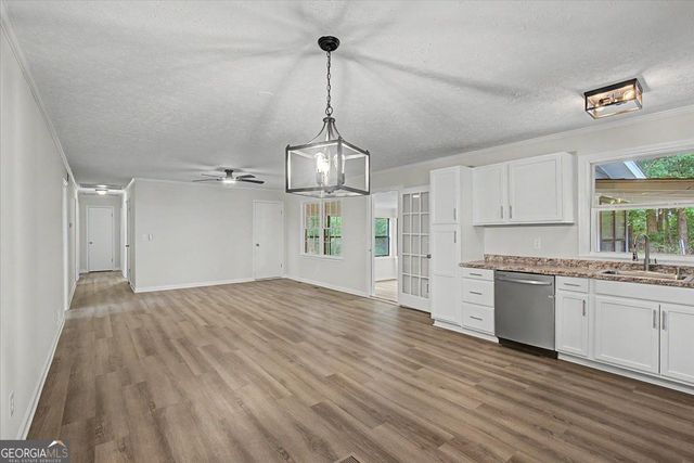6380 Valhalla Drive, Douglasville, GA 30135