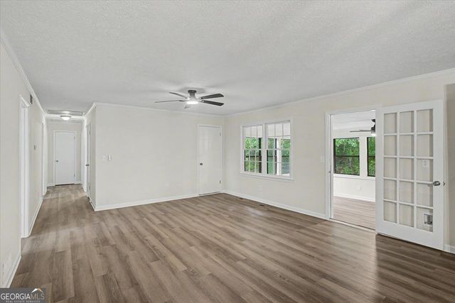 6380 Valhalla Drive, Douglasville, GA 30135