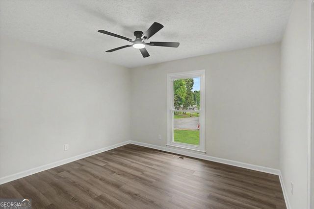 6380 Valhalla Drive, Douglasville, GA 30135