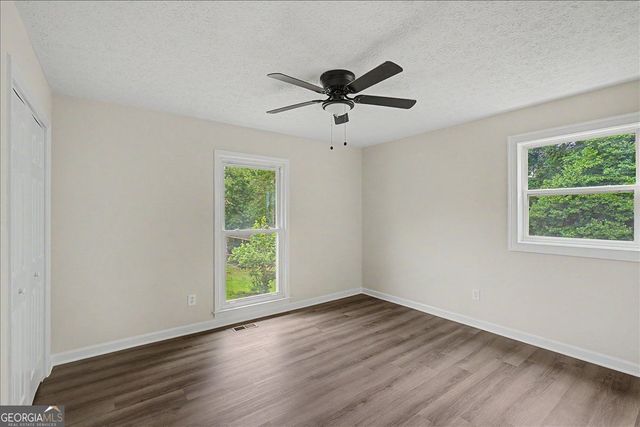 6380 Valhalla Drive, Douglasville, GA 30135
