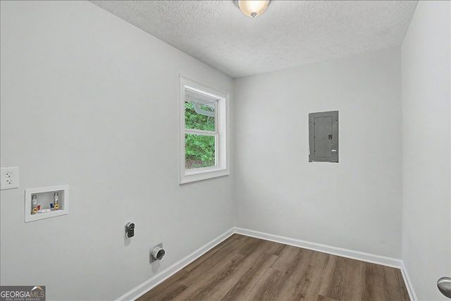 6380 Valhalla Drive, Douglasville, GA 30135