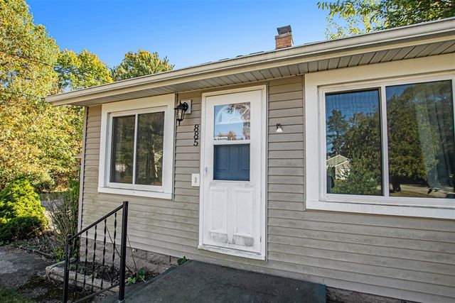 885 Eugene Avenue, Norton Shores, MI 49441