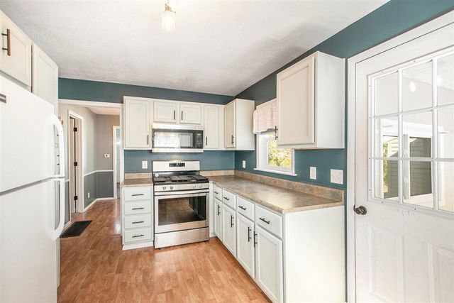 885 Eugene Avenue, Norton Shores, MI 49441