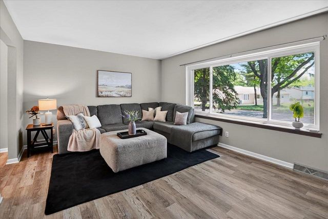 5414 Brookshire Lane, Madison, WI 53714