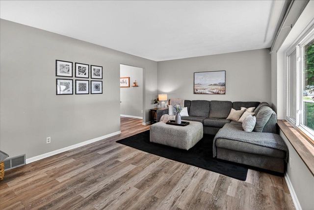 5414 Brookshire Lane, Madison, WI 53714