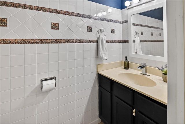 5414 Brookshire Lane, Madison, WI 53714
