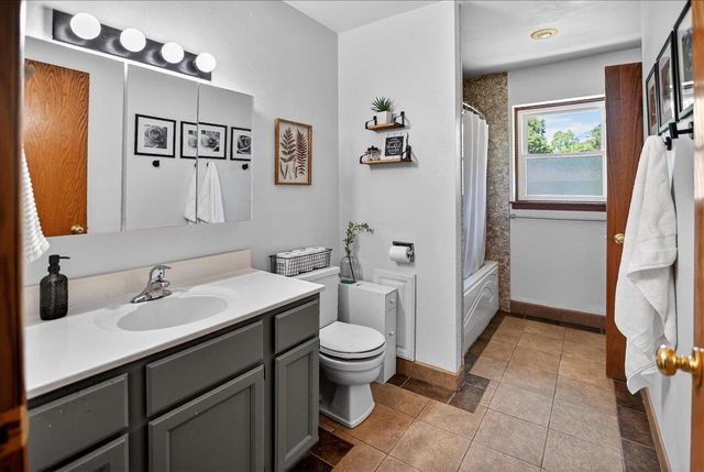 5414 Brookshire Lane, Madison, WI 53714