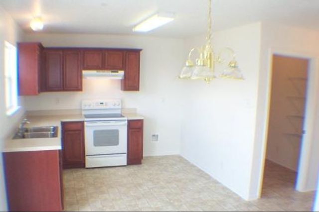 5607 Dhaka View, San Antonio, TX 78250