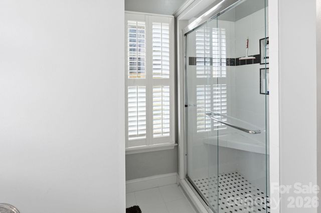 5227 Foley Drive, Hickory, NC 28602