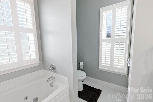 5227 Foley Drive, Hickory, NC 28602