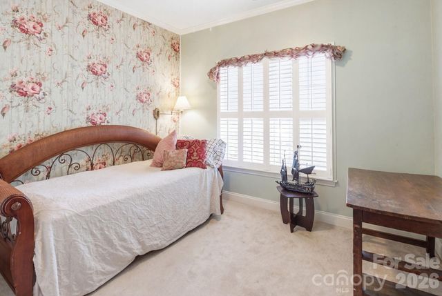 5227 Foley Drive, Hickory, NC 28602