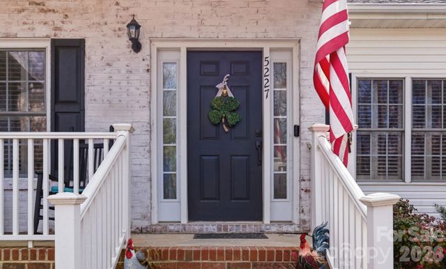 5227 Foley Drive, Hickory, NC 28602